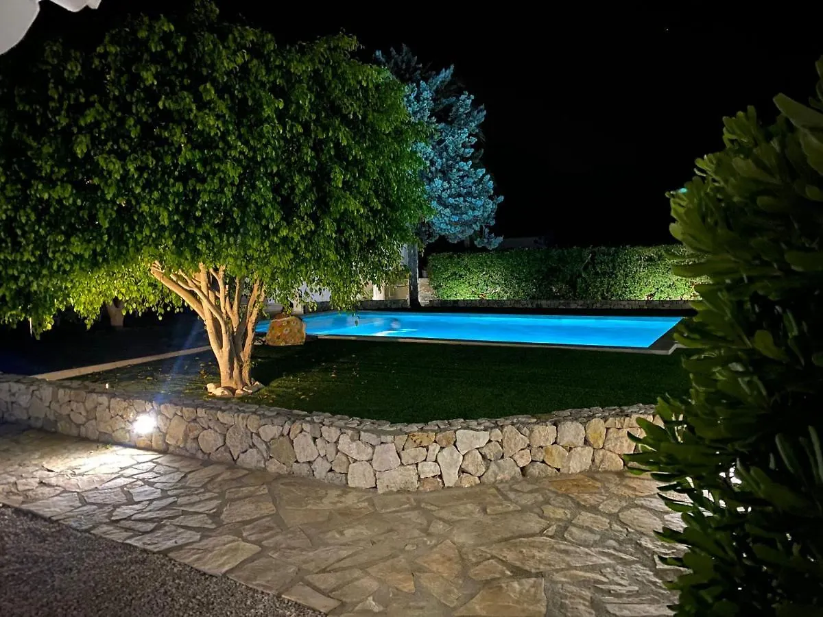 Hostal Residencia Alma Port de Alcudia  Guest house Port de Alcudia (Mallorca)