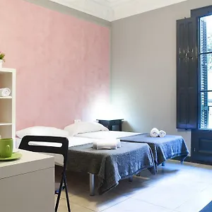 https://ella-hostel-barcelona.catalonia-hotels.com